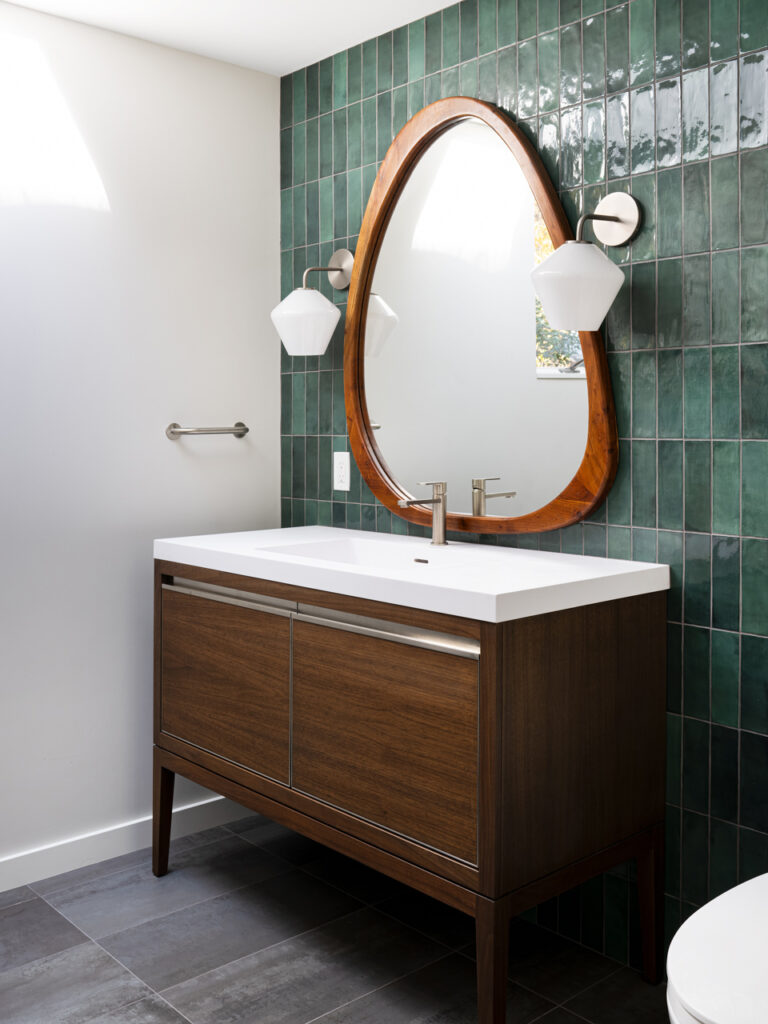 Pondside mid century bathroom